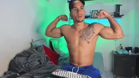 Snapshot of james_and_max chatting on February 2026 01:10:02 AM james_and_max online show from February 2026 01:10:02 AM