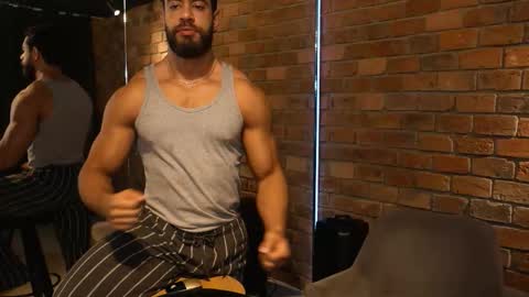 James Axel online show from October 2025 01:53:02 PM