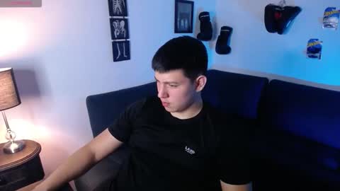 james_cr online show from February 2026 12:33:02 AM