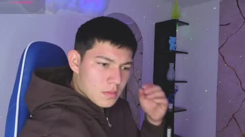 james_cr online show from May 2026 12:33:02 PM