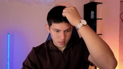 james_cr online show from May 2026 12:11:02 PM