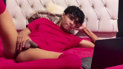 James online show from March 2025 05:33:02 AM