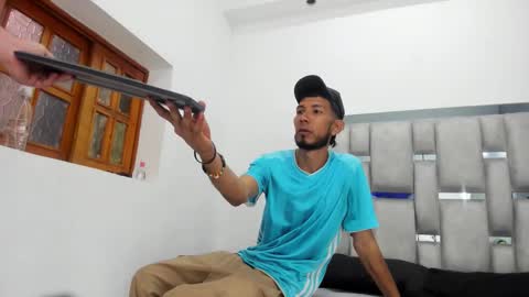 Snapshot of james_walsh chatting on January 2026 07:19:02 PM James Walsh online show from January 2026 07:19:02 PM