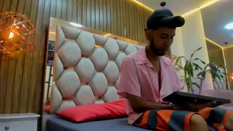 Snapshot of james_walsh chatting on February 2026 07:56:02 PM James Walsh online show from February 2026 07:56:02 PM