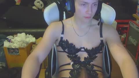 jamescoc111 online show from February 2025 10:54:01 PM