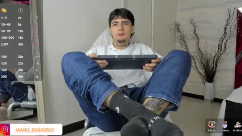 jamesdekker online show from September 2025 08:25:01 PM