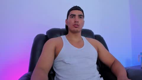 Snapshot of jamesgraay chatting on January 2025 09:51:02 AM James Gray online show from January 2025 09:51:02 AM