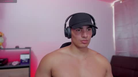 Snapshot of jamesgraay chatting on October 2025 11:52:02 AM James Gray online show from October 2025 11:52:02 AM