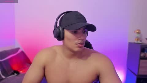 Snapshot of jamesgraay chatting on January 2026 05:27:02 PM James Gray online show from January 2026 05:27:02 PM