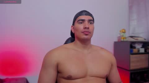 Snapshot of jamesgraay chatting on February 2026 07:39:01 PM James Gray online show from February 2026 07:39:01 PM