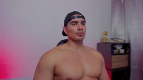 Snapshot of jamesgraay chatting on February 2026 04:16:02 AM James Gray online show from February 2026 04:16:02 AM