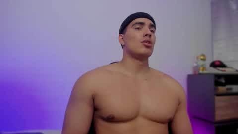 Snapshot of jamesgraay chatting on February 2026 04:29:01 AM James Gray online show from February 2026 04:29:01 AM