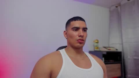 Snapshot of jamesgraay chatting on February 2026 05:19:02 AM James Gray online show from February 2026 05:19:02 AM