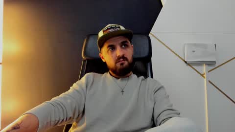 Snapshot of jamesmyersx chatting on January 2025 06:09:02 AM JamesMyers online show from January 2025 06:09:02 AM