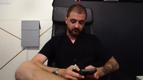 Snapshot of jamesmyersx chatting on September 2025 04:45:02 AM JamesMyers online show from September 2025 04:45:02 AM