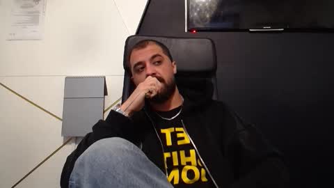 Snapshot of jamesmyersx chatting on October 2025 05:38:01 AM JamesMyers online show from October 2025 05:38:01 AM