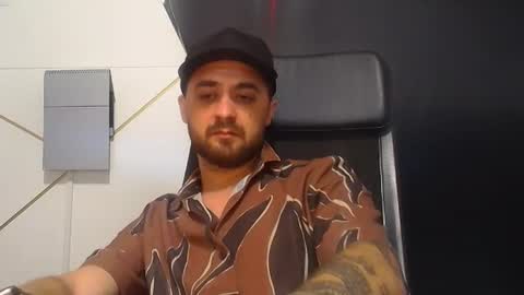 Snapshot of jamesmyersx chatting on June 2026 04:08:01 AM JamesMyers online show from June 2026 04:08:01 AM