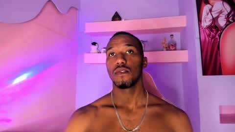 Snapshot of jamesparck chatting on January 2025 03:16:01 PM James online show from January 2025 03:16:01 PM