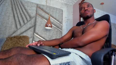 Snapshot of jamesparck chatting on January 2025 06:23:01 PM James online show from January 2025 06:23:01 PM