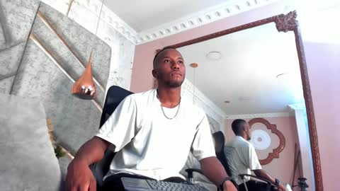 Snapshot of jamesparck chatting on January 2025 05:52:02 PM James online show from January 2025 05:52:02 PM