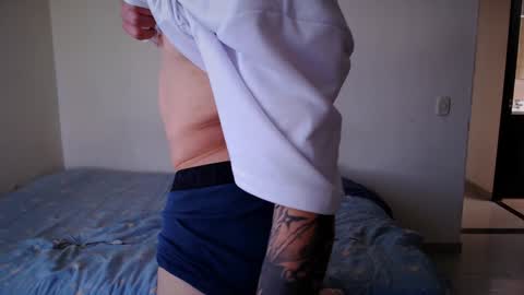 jamesss____ online show from December 2024 04:42:01 PM