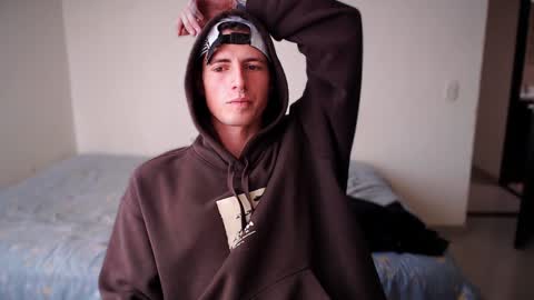 jamesss____ online show from January 2025 06:31:01 PM