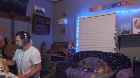 Snapshot of jameswebbscope chatting on June 2026 04:47:01 AM Jameswebbscope online show from June 2026 04:47:01 AM
