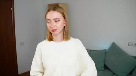 Emily online show from October 2025 06:34:01 AM