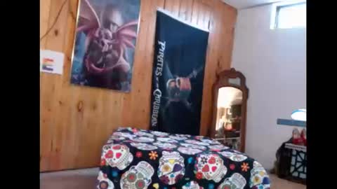 Jamie Bottoms online show from September 2025 01:01:01 PM