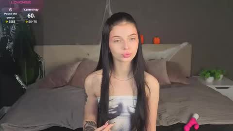 Snapshot of jane_johnston chatting on October 2025 12:41:02 AM Eva online show from October 2025 12:41:02 AM