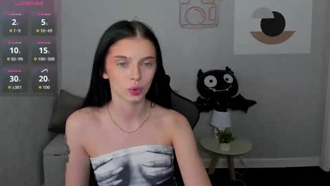 Snapshot of jane_johnston chatting on October 2025 09:15:01 AM Eva online show from October 2025 09:15:01 AM