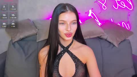 Snapshot of jane_johnston chatting on November 2025 01:05:01 AM Eva online show from November 2025 01:05:01 AM