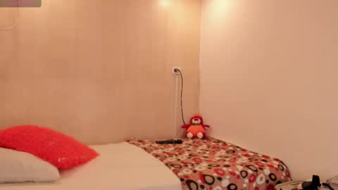 Jane  M online show from September 2025 01:27:01 AM