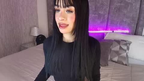 janedaviss online show from April 2026 07:41:01 PM