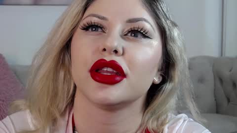 Janelle Brown online show from December 2024 05:33:01 PM