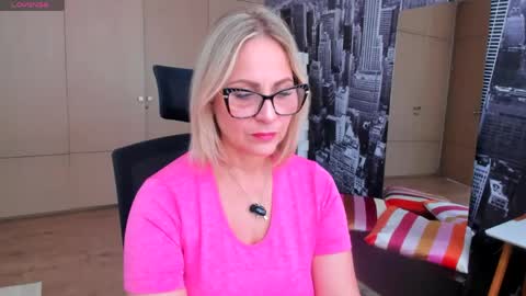 Snapshot of janeturner chatting on May 2026 01:29:02 PM JANE TURNER MILF online show from May 2026 01:29:02 PM