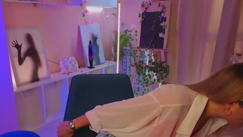 Snapshot of janewirtz chatting on October 2025 06:23:02 AM Hi Im Alice and here youll find something online show from October 2025 06:23:02 AM