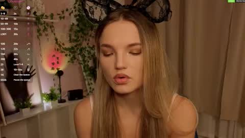 Hi Im Alice and here youll find something online show from November 2025 06:06:02 AM