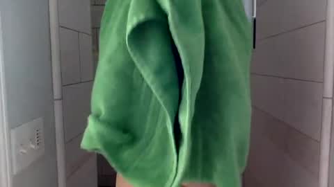janicepepper online show from June 2026 11:44:01 PM