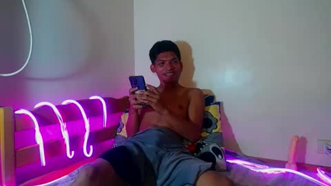 janlloyd04 online show from September 2025 06:48:02 AM