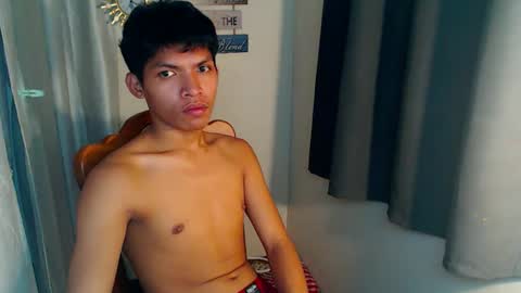 janlloyd04 online show from April 2026 06:58:01 AM