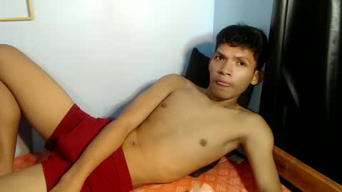 Snapshot of janlloyd04 chatting on May 2026 09:04:02 AM janlloyd04 online show from May 2026 09:04:02 AM