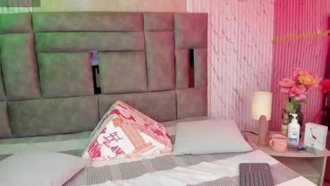 Janna Casey online show from October 2025 12:13:02 PM