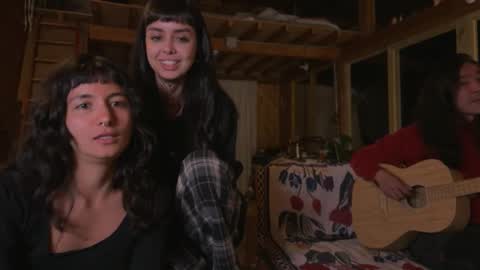 Snapshot of janne_maybe chatting on September 2025 01:16:02 AM jmaybe e online show from September 2025 01:16:02 AM