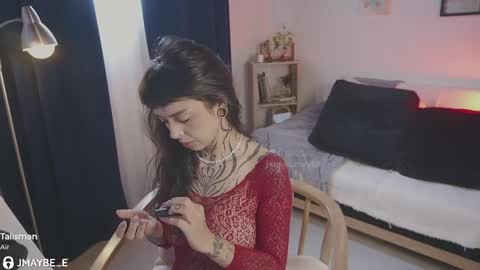 Snapshot of janne_maybe chatting on December 2025 03:06:01 PM jmaybe e online show from December 2025 03:06:01 PM