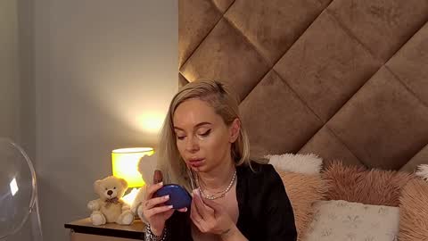 Snapshot of jaquelinemerlot chatting on December 2024 07:16:01 AM jaquelinemerlot online show from December 2024 07:16:01 AM