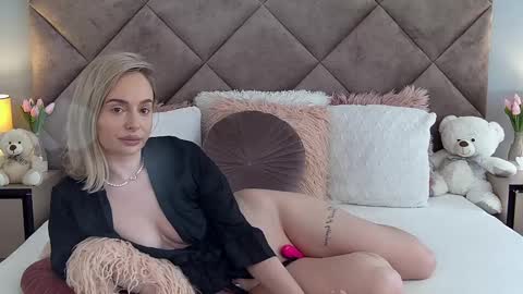 Snapshot of jaquelinemerlot chatting on March 2025 07:36:01 AM jaquelinemerlot online show from March 2025 07:36:01 AM