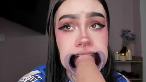 Maria online show from August 2026 03:19:01 AM