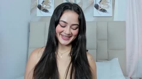 Snapshot of jaslyn__smith chatting on February 2025 07:40:02 PM Jaslyn online show from February 2025 07:40:02 PM