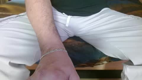 Snapshot of jasmarks2000 chatting on January 2026 05:04:02 PM JasMarks online show from January 2026 05:04:02 PM